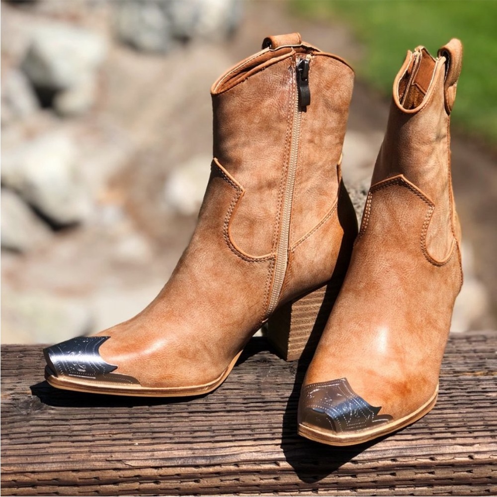 Distressed Faux Leather Bootie Metal Toe Block Heel Cowgirl Western Ankle Boot